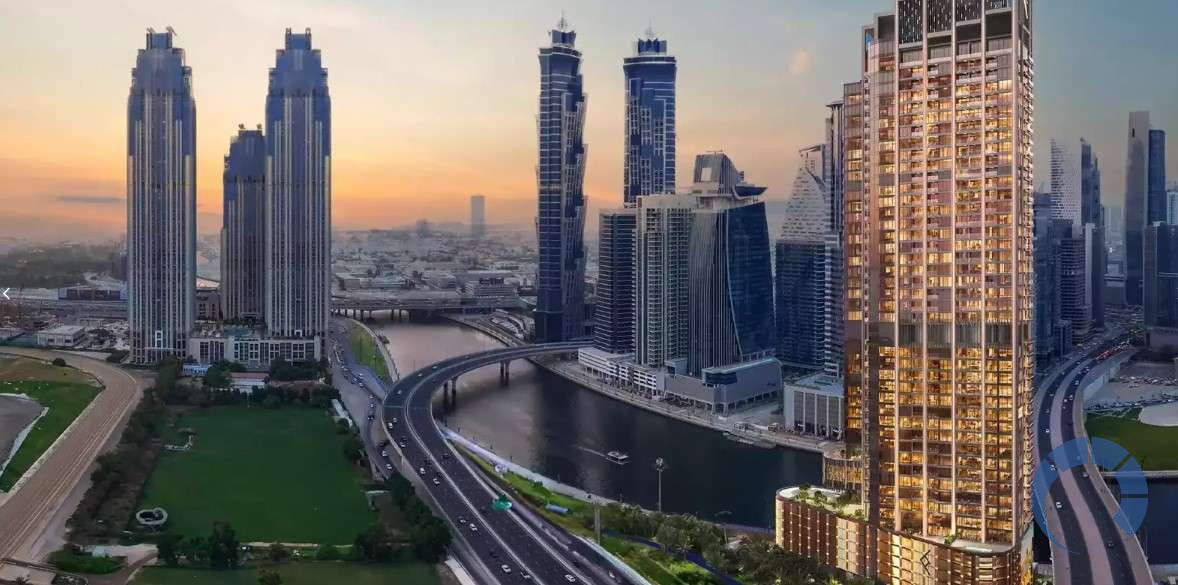 Apartment for SALE in Business Bay, Dubai - One River Point: Where Urban Living Meets Waterfront Elegance